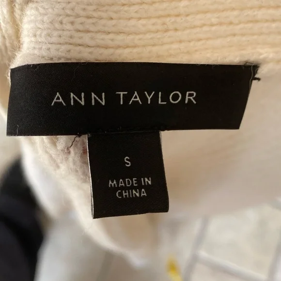 Ann Taylor Small Cream Mid Length Waffle Knit Cardigan Sweater. - Picture 4 of 6